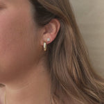 Close up video Samantha Hoops